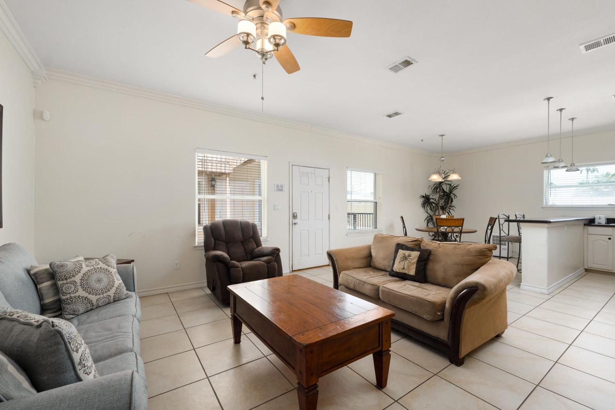 1st Floor 2 Bed 2 Bath W Pool By