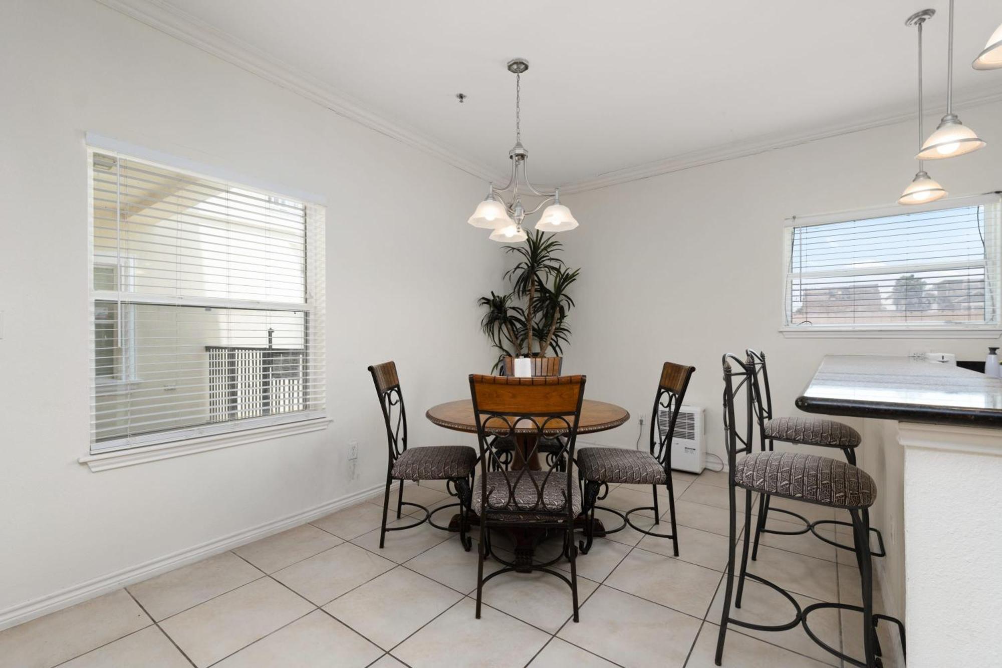 Ferienhaus 1st Floor 2 Bed 2 Bath W Pool By *