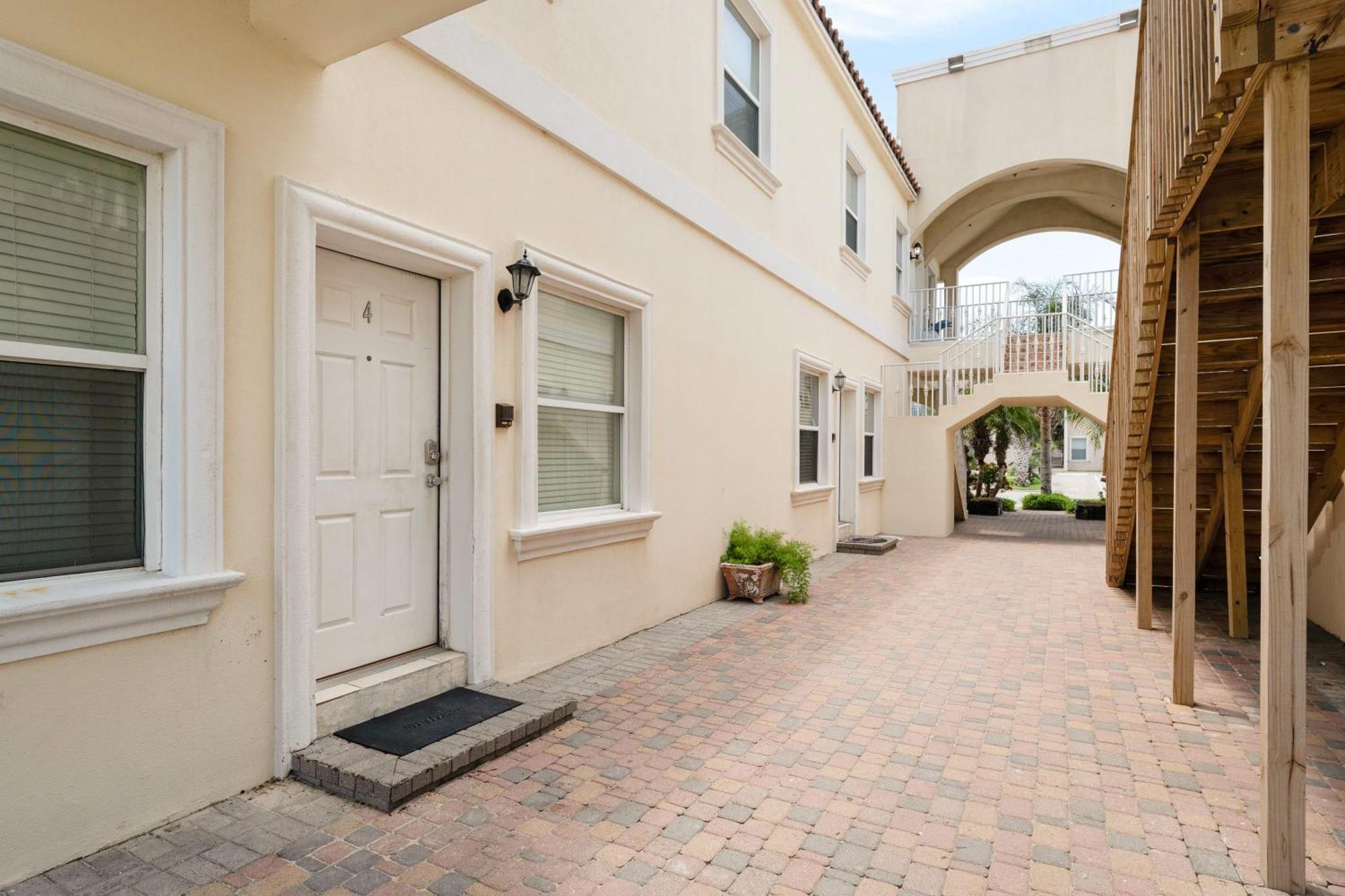 Ferienhaus 1st Floor 2 Bed 2 Bath W Pool By *